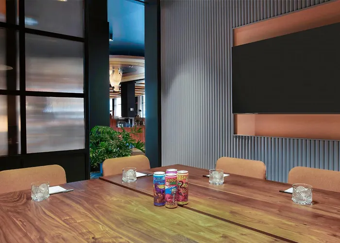 Moxy Banff