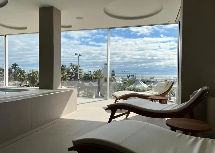 Edison Hotel Seaview & Spa