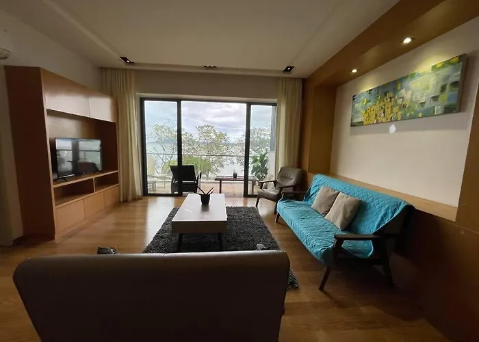 Heaven In The City 2 Beachfront Condo