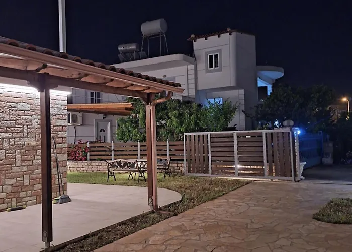 Yard Apartments - By Hotel Ronaldo