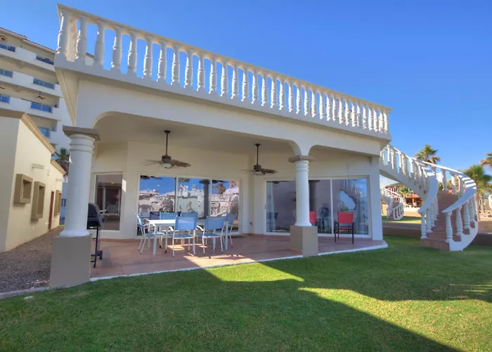 Las Palmas Resort