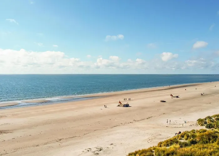 Three-Bedroom Holiday Home In Blavand