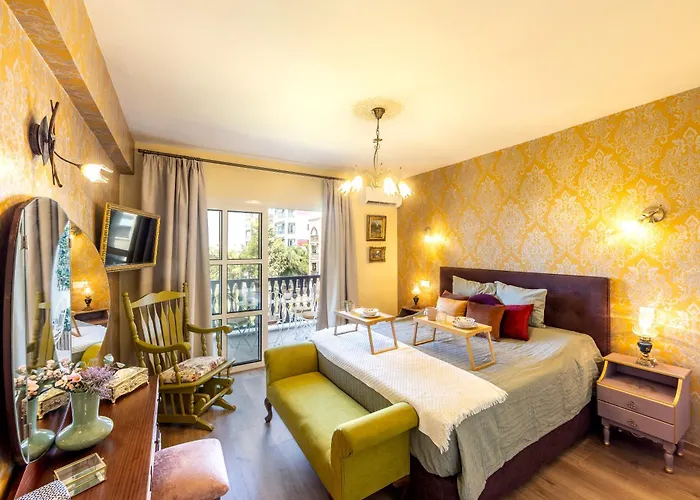 Castle Holiday Apartments