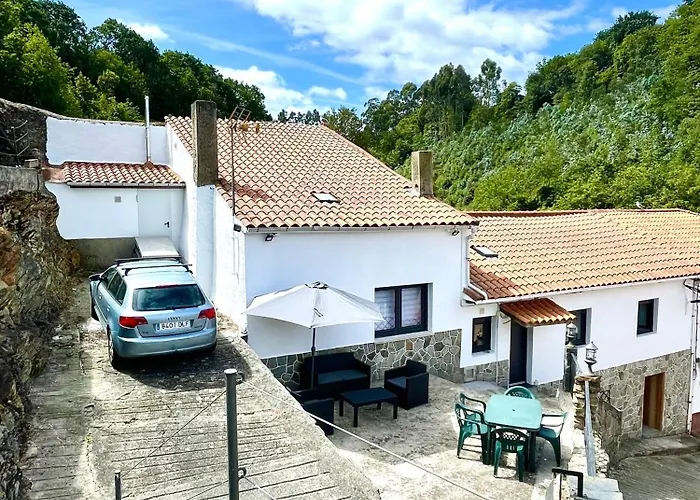 Casa Santi Y Laura