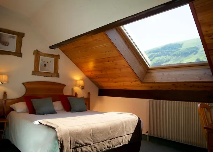 Hotel Serre Palas