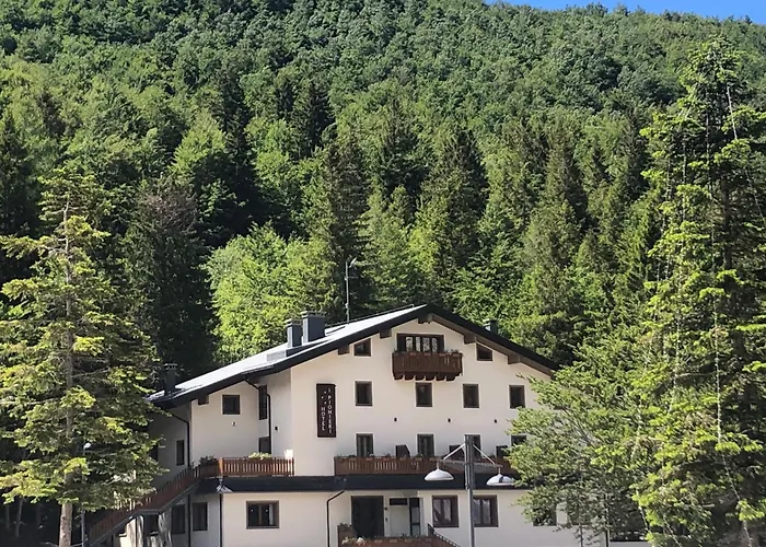 Hotel I Pionieri