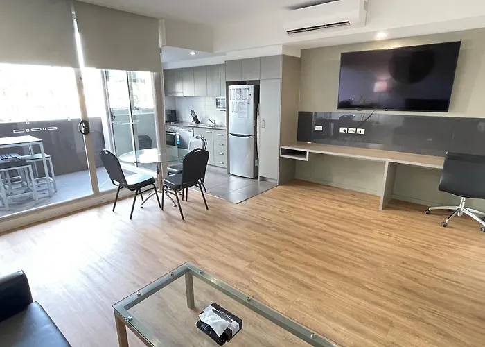 Honeysuckle Executive Apartments