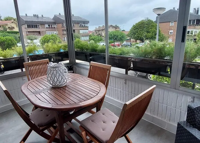 Hondarribia con piscina, parking y terraza