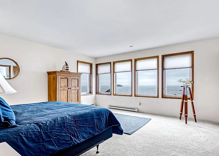 Oceanfront Oasis: Home Overlooking Pebble Beach!