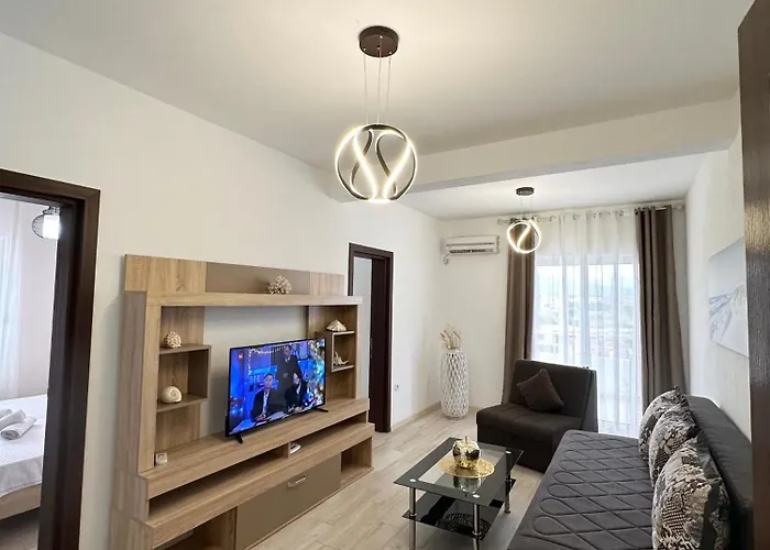 Apartmens Xhenis Lux