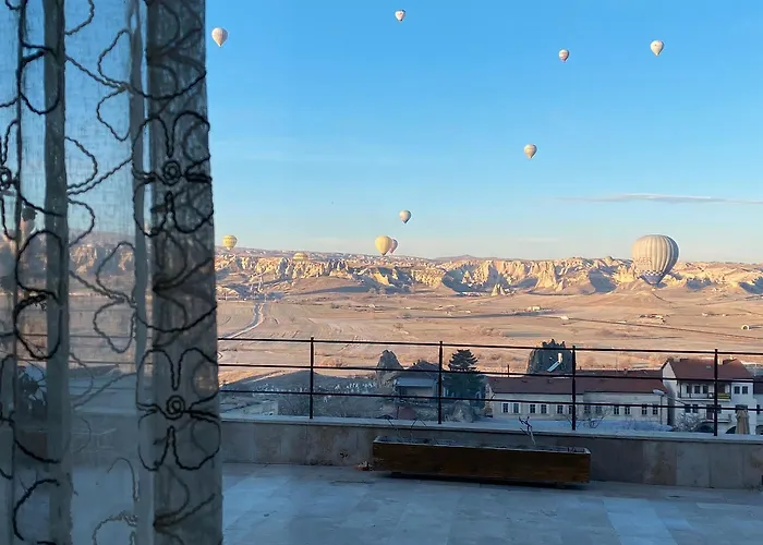 Seki Cave Hotel, Wake Up To Hot Air Balloons
