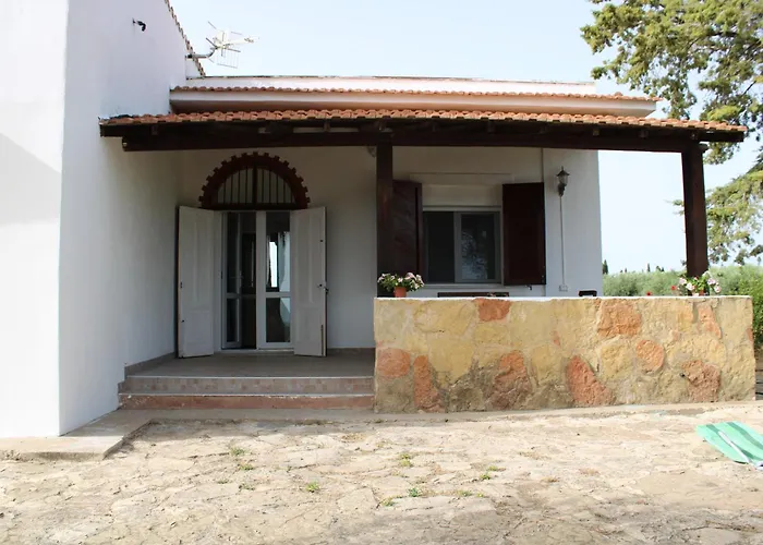 Casa Bouganville villetta tra le vigne e il mare