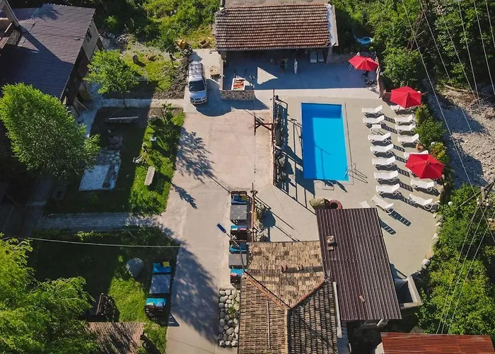 Hotel Metekhara