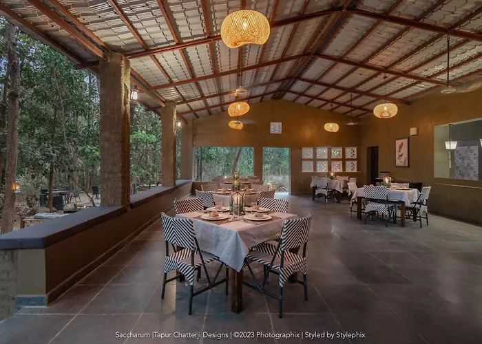 Saccharum Safari Lodge