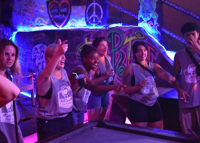 Blanco Hideout Railay - Youth Hostel 18 To 35 Only
