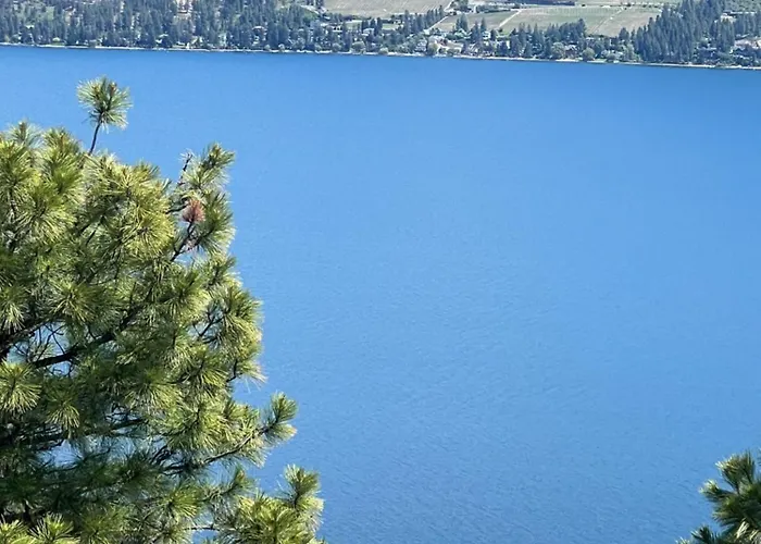 La Casa Lakeside Resort - Amazing Panoramic View Lakeside House With Pools, Hot Tubs & More!
