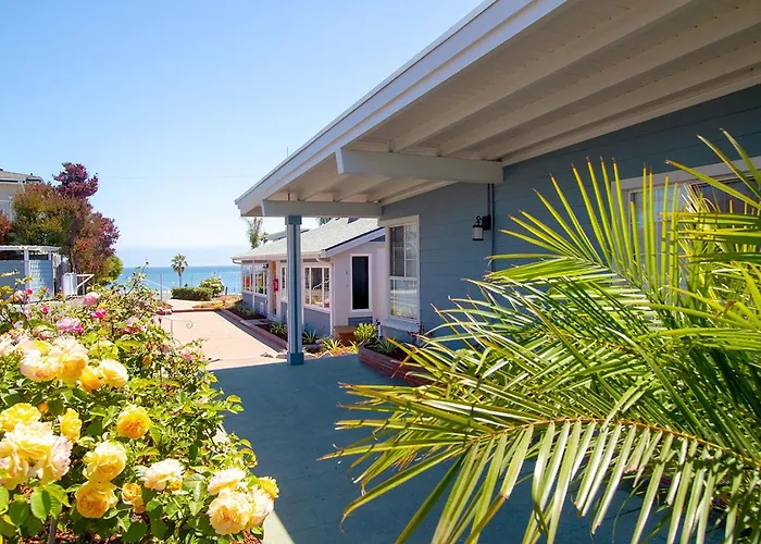 Edgewater Beach Inn