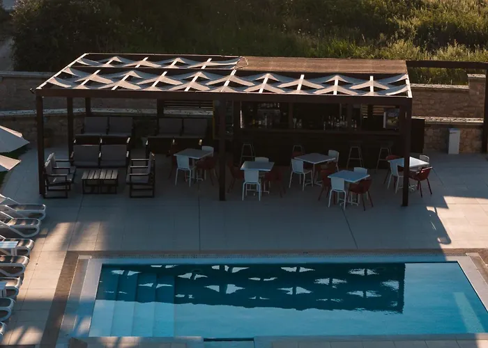 Niriides Luxury Villas