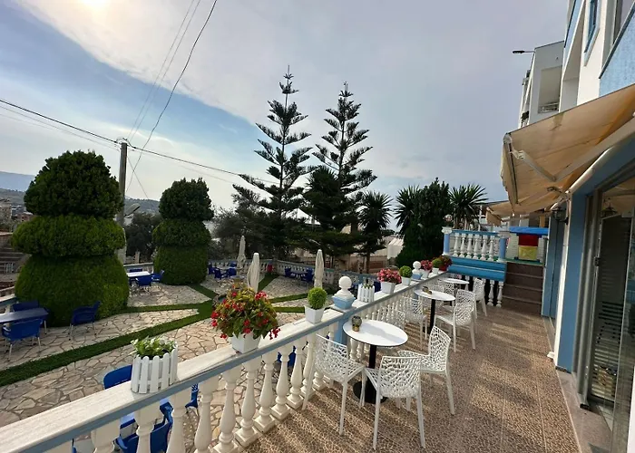 Esmeralda Hotel & Restaurant