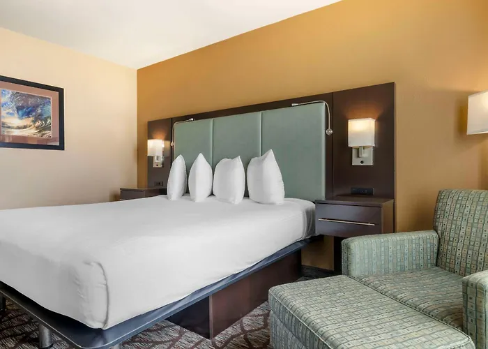 Best Western Plus Oceanside Palms