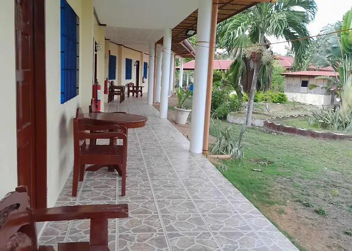 Bonita Oasis Beach Resort