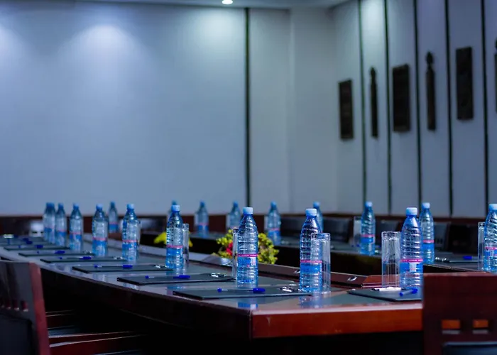 Best Western Plus Paramount Hotel
