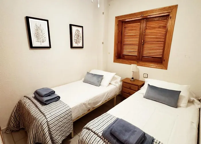 Apartamentos Rosi - 5-10 Minute Walk To La Zenia Beach, Sea View, Beach Bar, Cliff Walk, Shops, Paddys Point, Cabo Roig - Free Fast Fibre Optic Broadband, Free Parking, Tassimo Coffee Machine, Tv Firestick Compatible