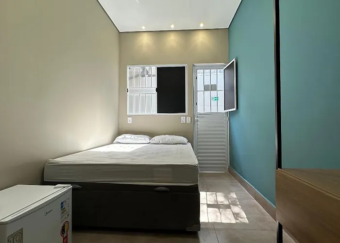 Suite 08 - Hospedagem Guaruja