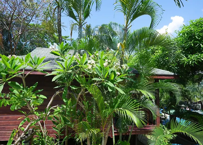West Bay Lodge And Spa