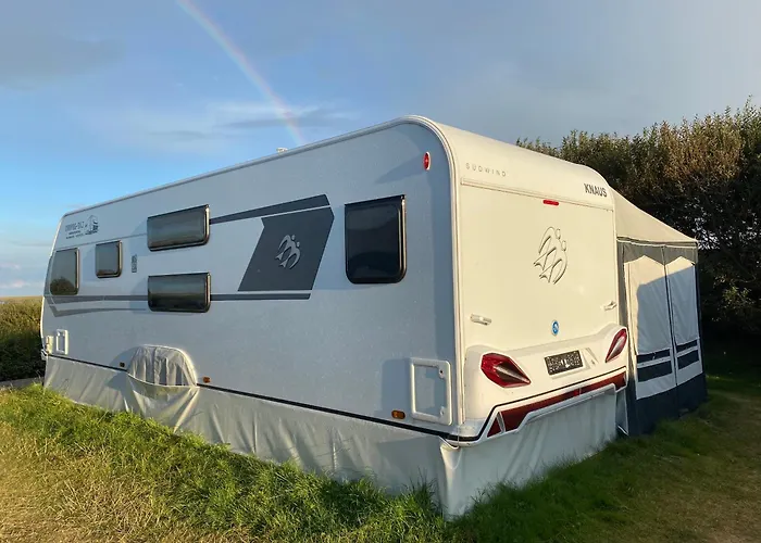CAMPING-SYLT Wohnwagen mit Blick aufs Meer