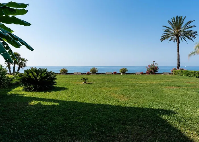 Apartment Loggia Sul Mare By Interhome