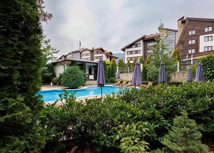 Garden Apartment Aspen Suites A008