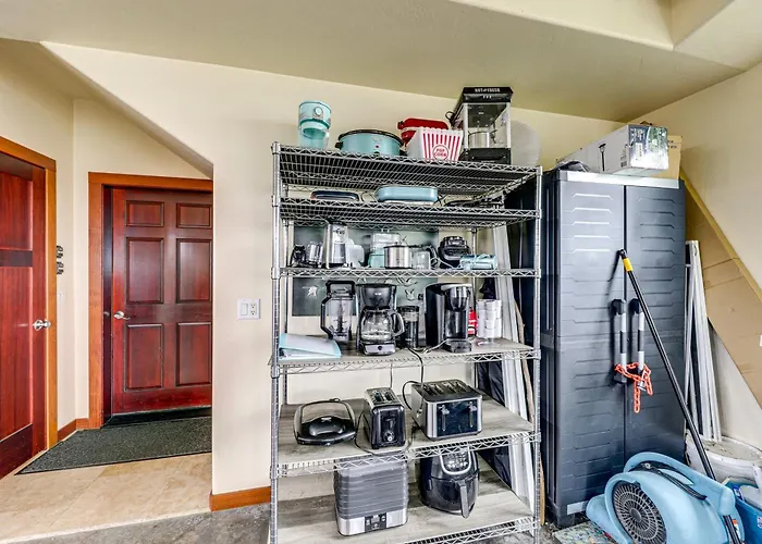 Crescent City Getaway W/ Panoramic Ocean Views!
