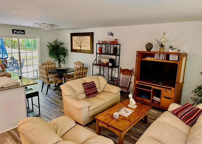 Chesapeake Holiday House