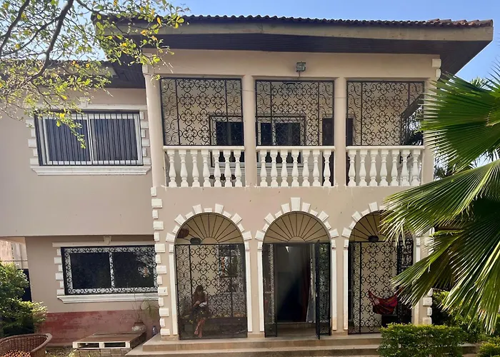 Akogo House - Bnb , Hostel, Backpackers & Volunteer Center