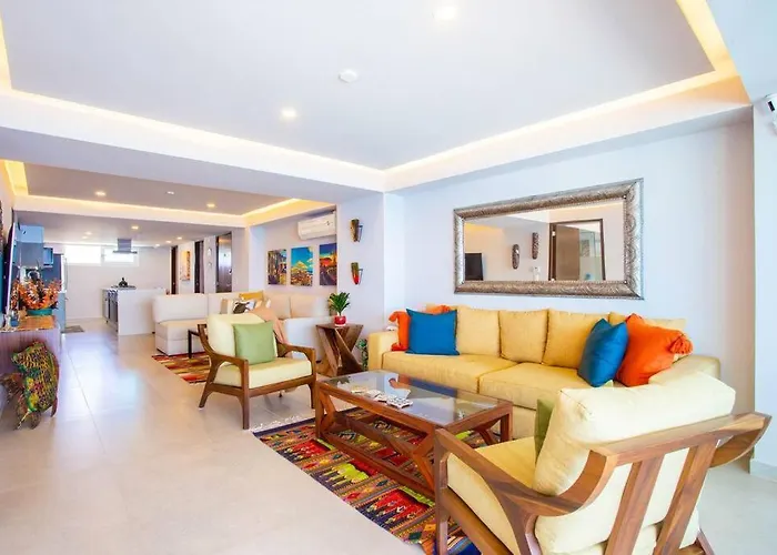 Luxury 2Br Beachfront Escape Stunning Views From Private Balconies
