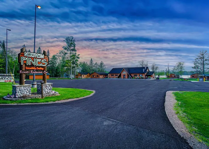 Lena'S Northern Pines Resort