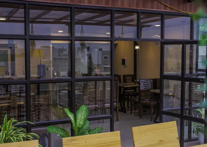 Radhe Suites