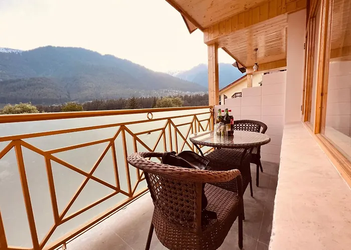 Hill River Resort By West Western -Property Of The Year 2024-25 - Central Heated & Air Cooled, Near Mall Road
