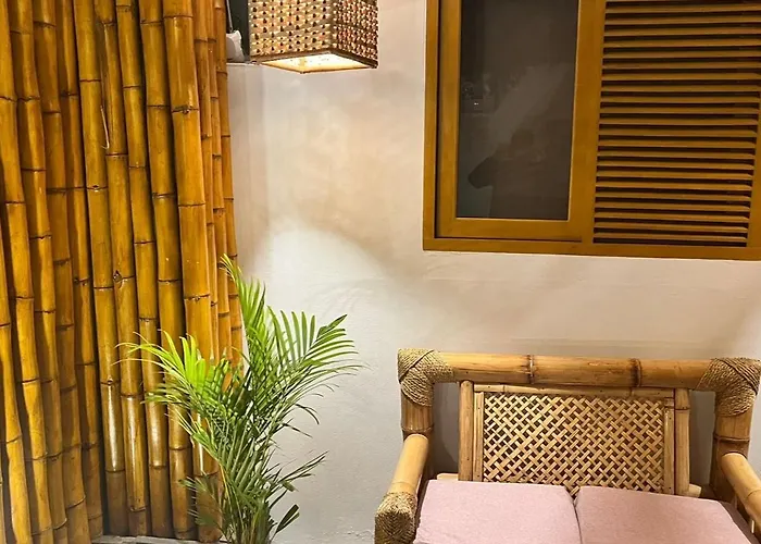 Hotel Chicama Home And Lounge