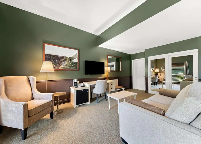 The Arlington Hotel - BW Signature Collection