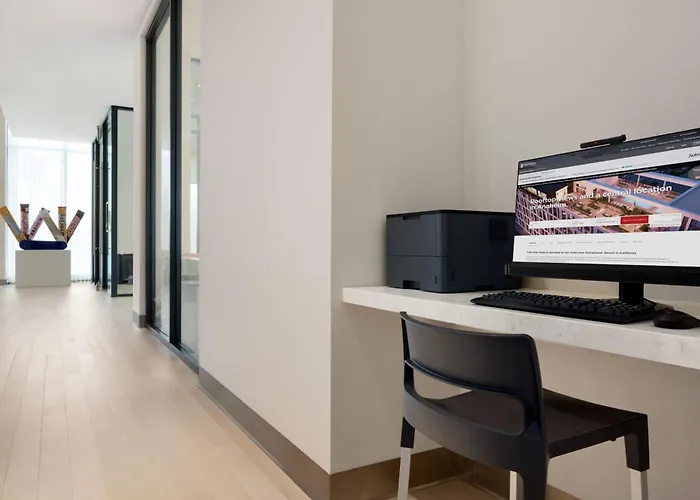 The Viv Hotel, Anaheim, A Tribute Portfolio Hotel