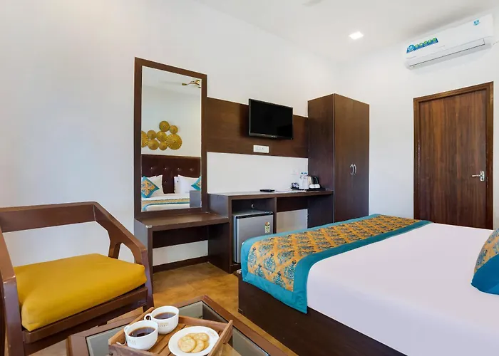 Aurum Resorts, 500 Meters From Morjim Beach, Couple Friendly