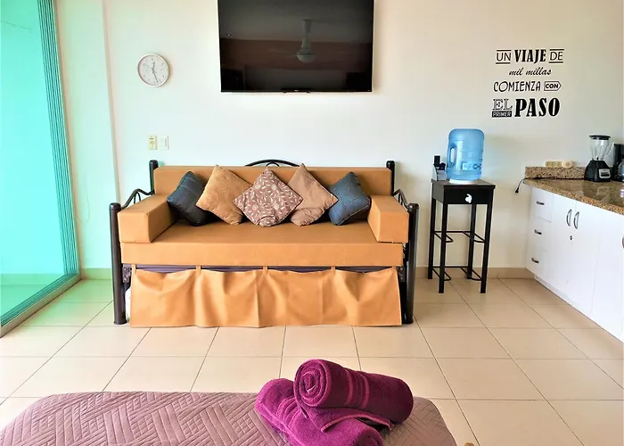 Estudio 310 Nuevo Vallarta, Frente Al Mar, Totalmente Equipado Y Amueblado!