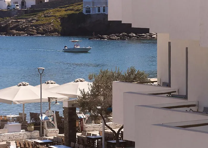 Kythnos Bay Hotel