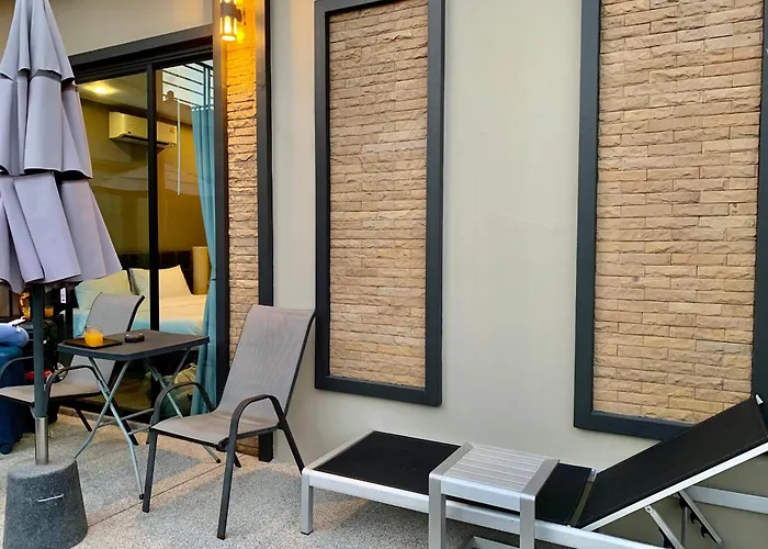 Baan Fran Sim Da