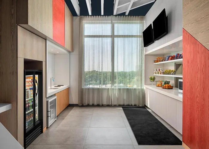 Aloft By Marriott Tampa Midtown