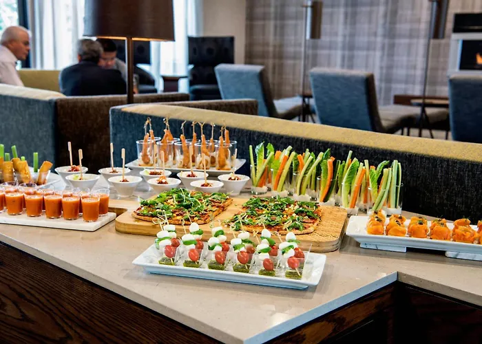 Courtyard By Marriott Edmonton West