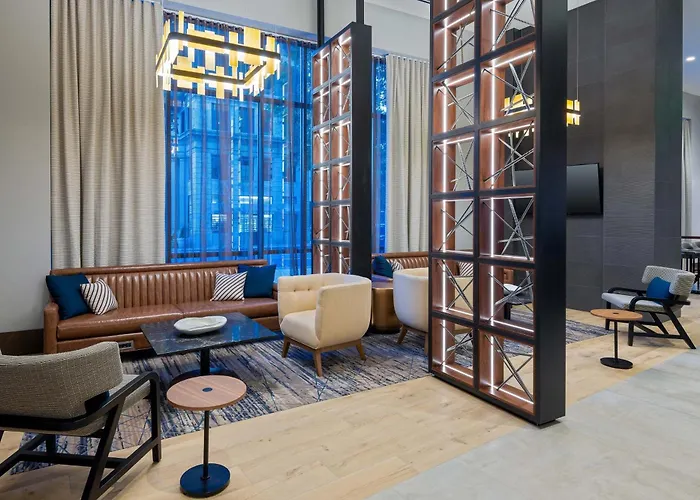 Courtyard By Marriott Atlanta Midtown