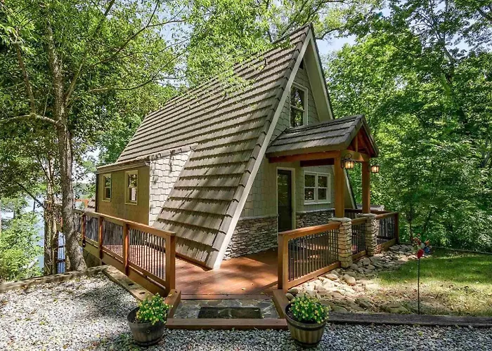 Cozy 3Br Cabin With Lake View In Dawsonville